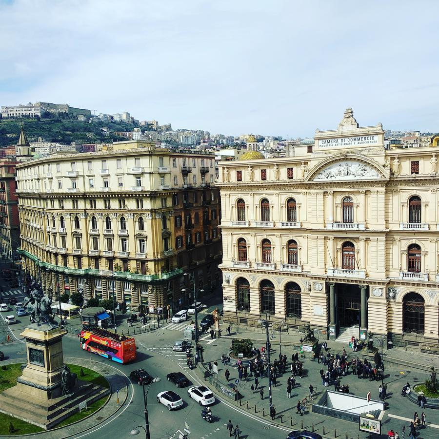 Suite Napoletana Νάπολη Εξωτερικό φωτογραφία