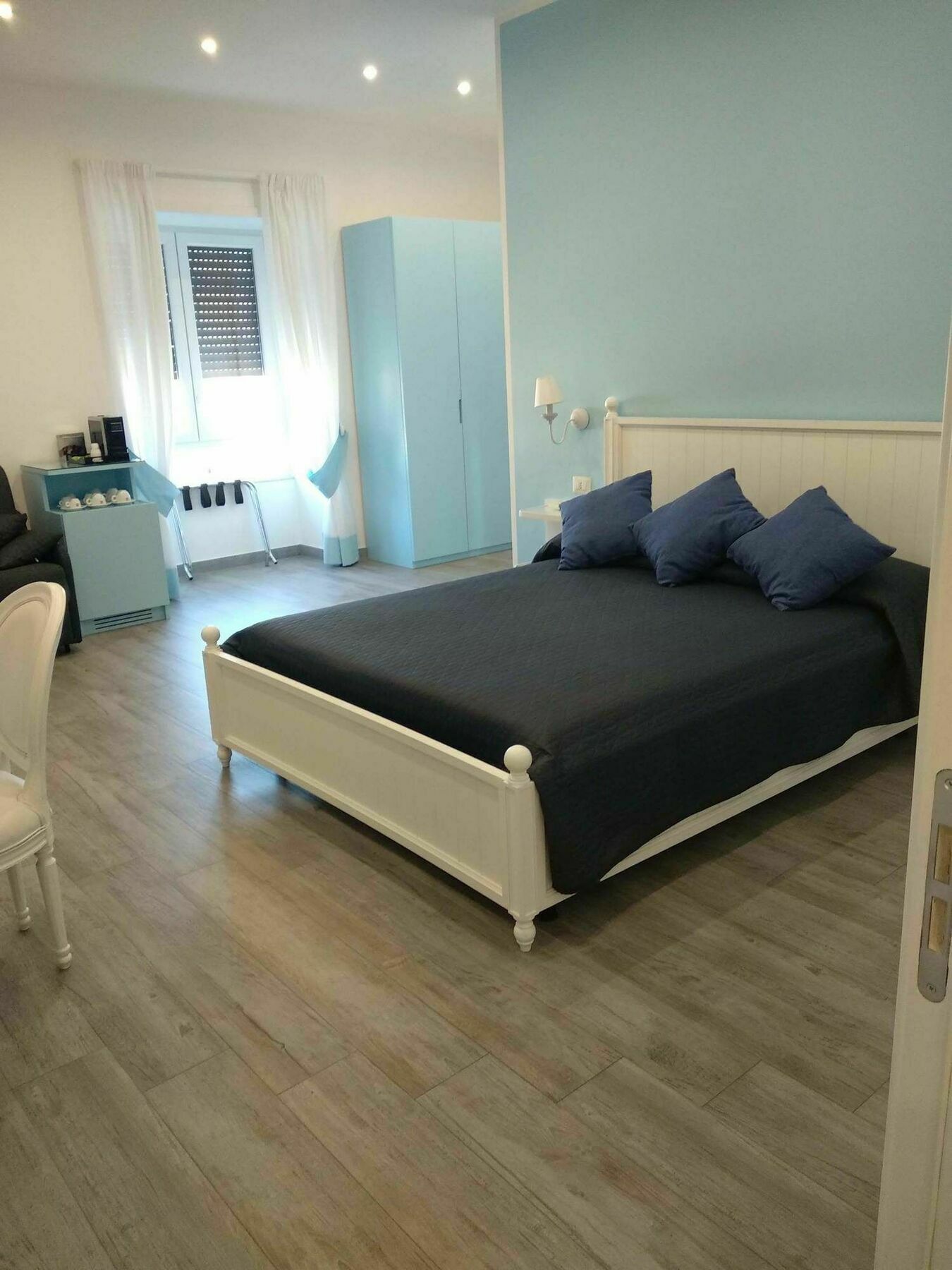 Suite Napoletana Νάπολη Εξωτερικό φωτογραφία