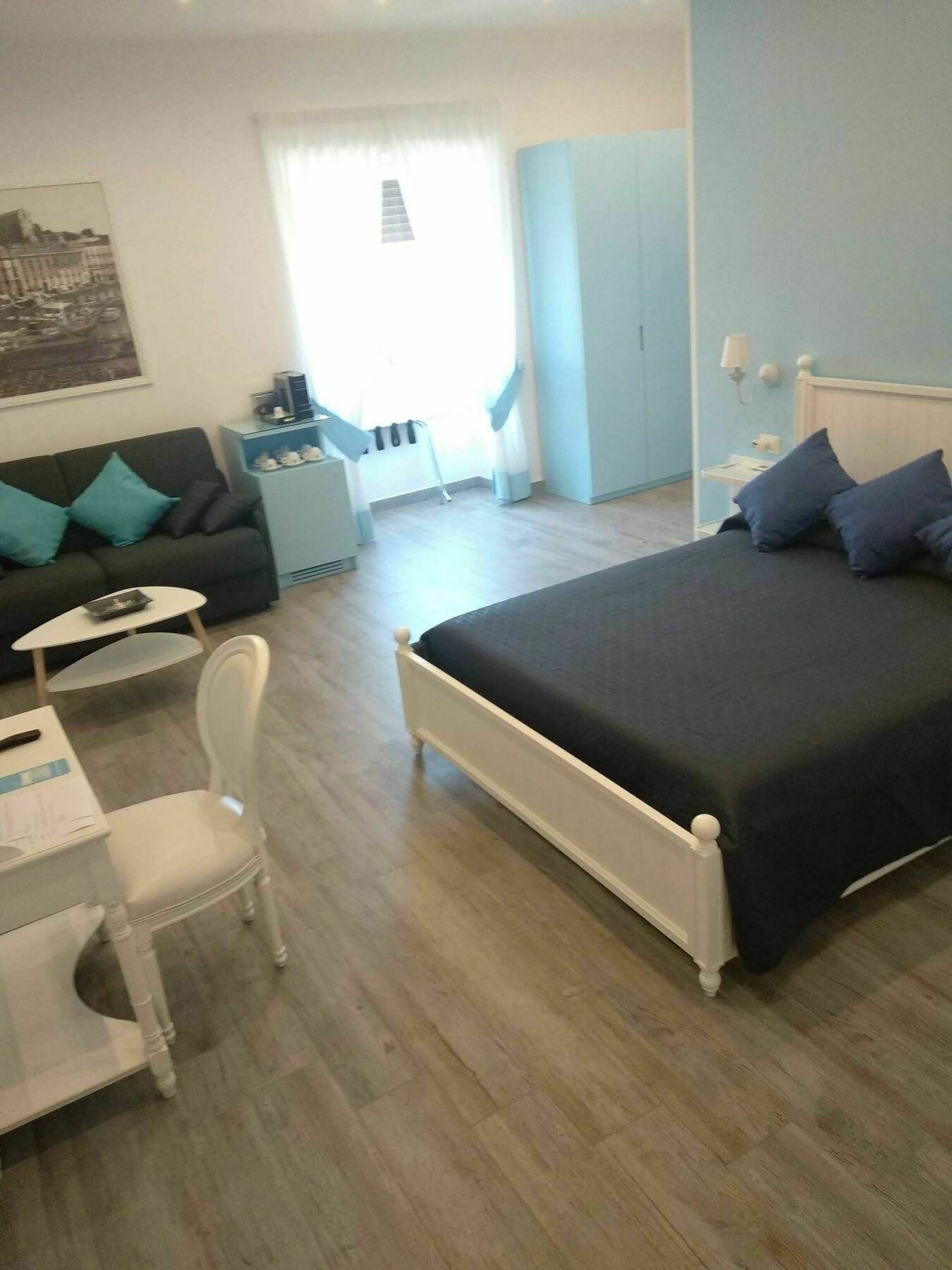 Suite Napoletana Νάπολη Εξωτερικό φωτογραφία